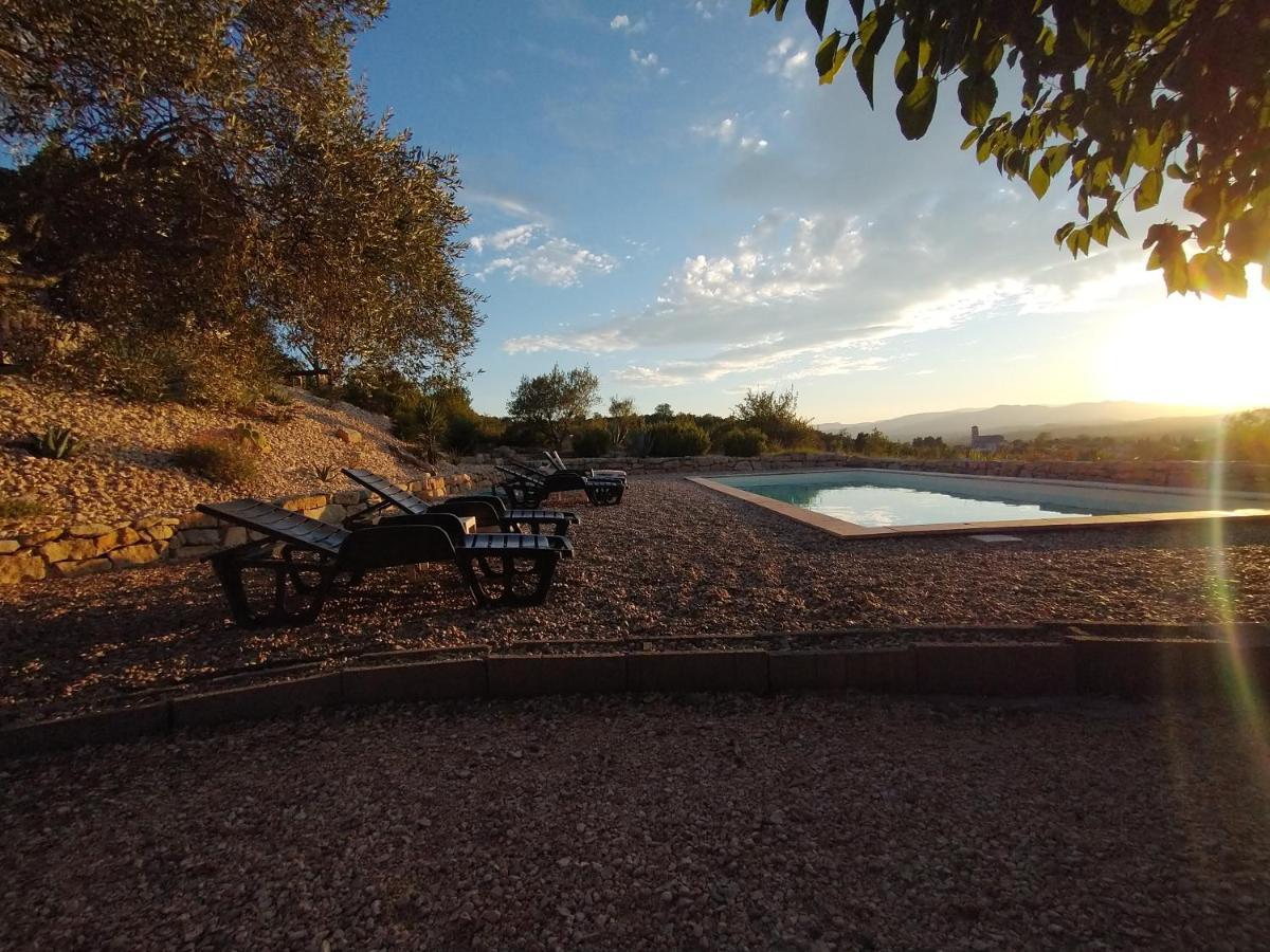 Bed and Breakfast Les Agaves Piscine Panoramique Vue Exceptionnelle Гропьер Экстерьер фото